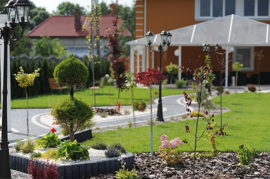 Zajazd Cobra Ostrów Mazowiecka Buitenkant foto